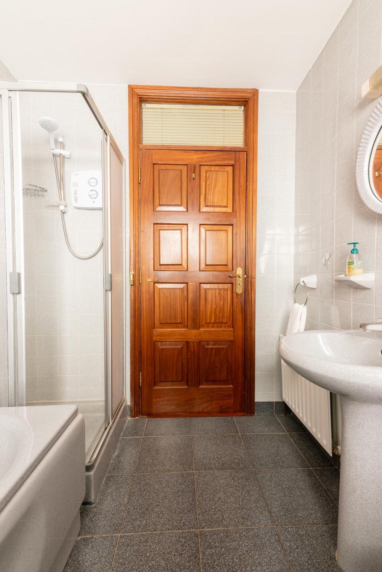 Avalon House Hotell Galway Eksteriør bilde
