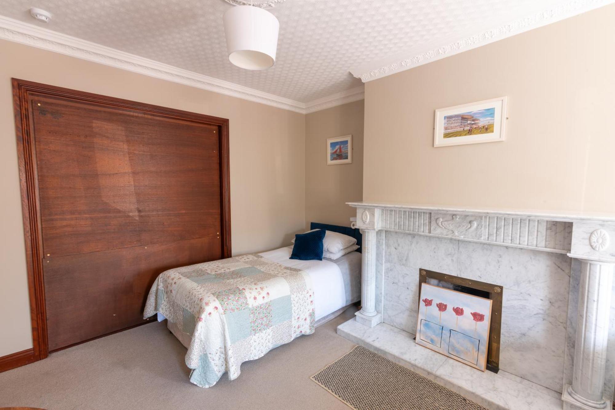 Avalon House Hotell Galway Eksteriør bilde